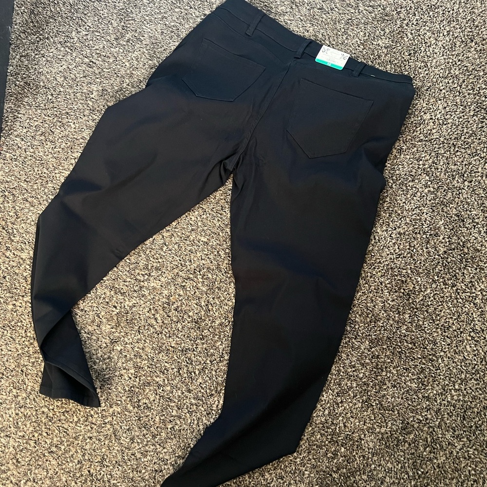 Jachs Black Straight Leg Ankle Pants